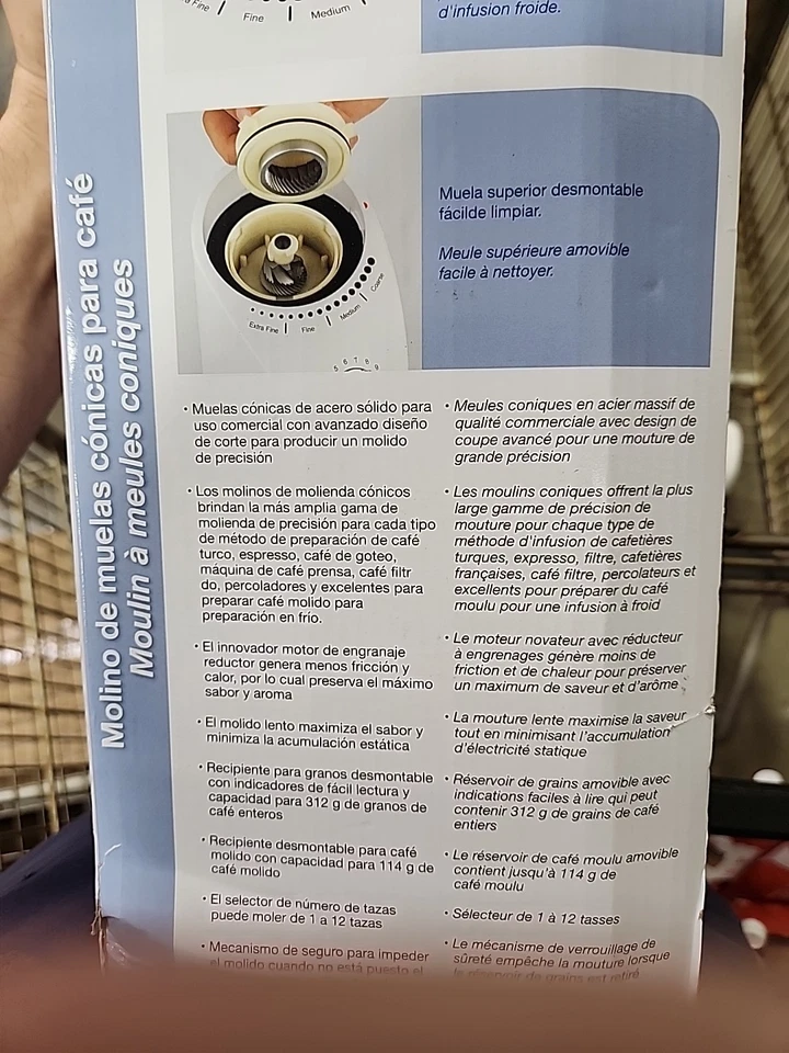 Molinillo de café eléctrico blanco con rebabas cónicas Capresso Infinity Plus Foto 3 de 4