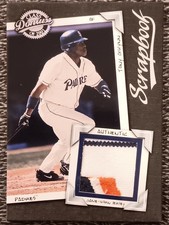 2001 Donruss Class Of 2001 - Game Used Tony Gwynn #SB-25 SICK 4 Color Patch SSP