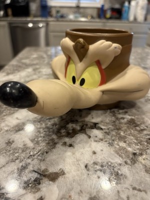 Wile E Coyote 3D Plastic Character Face Mug Warner Bros 1993 Collectible Gift