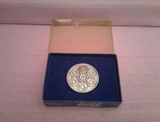 NIB USA 1980 MFG Smith  Wesson .357 Magnum Revolver Gun Solid Brass Belt Buckle