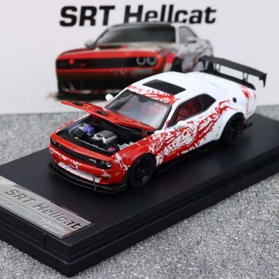 SH 1:64 Dodge Hellcat SRT Custom Edition - Metallmodell