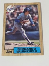 1987 Topps Fernando Valenzuela # 410 in NM Condition.