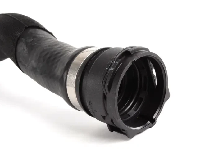 Manguera de refrigeración inferior del radiador al termostato para BMW E38 740i 740iL E39 540i GENUIN Foto 3 de 4