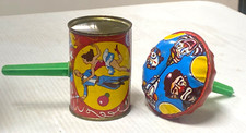 Two Vintage Tin Metal Noise Makers New Years Eve Toys Party Favors FC90-4Q2702