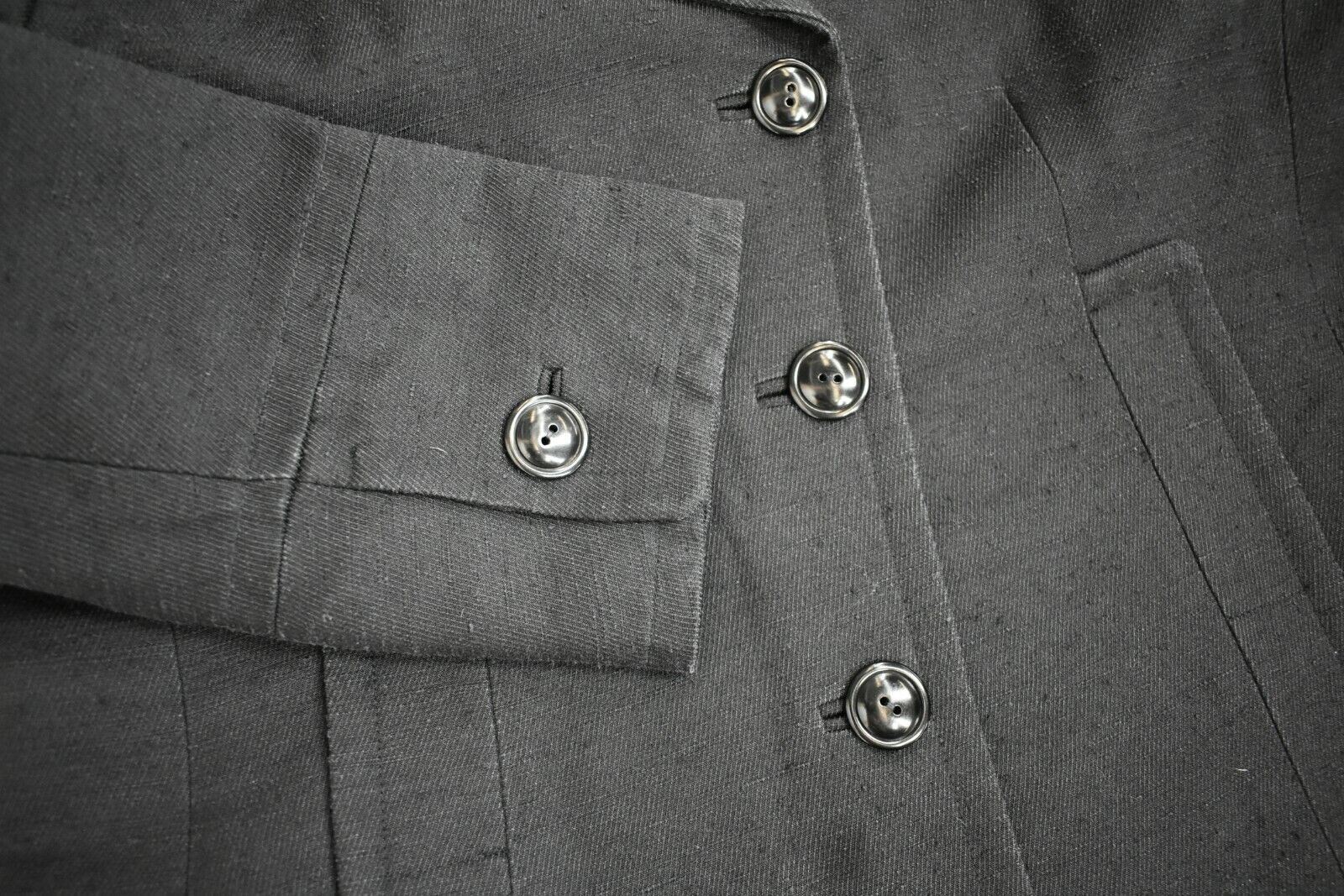 Eccoci Womens Solid Black V Neck Button Front Lon… - image 6