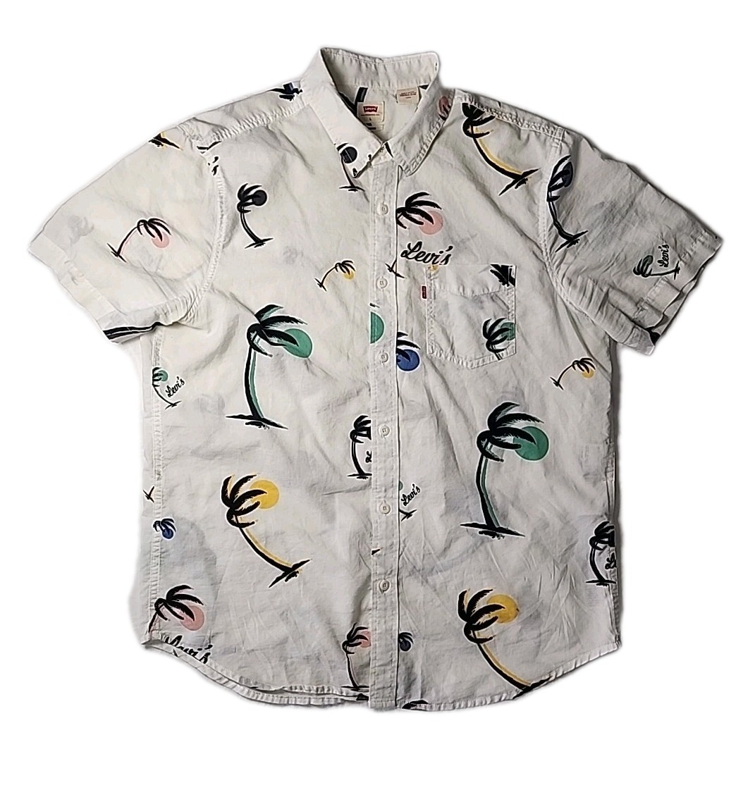 VTG Levi's Men's Tropical Large White AOP Palm Trees Short Sleeve Button Shirt