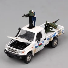 1:64 White Military Toyota Land Cruiser LC79 w/ Machine Gun Diecast Model Truck