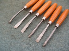 Set of 6 small carving gouges/chisels.