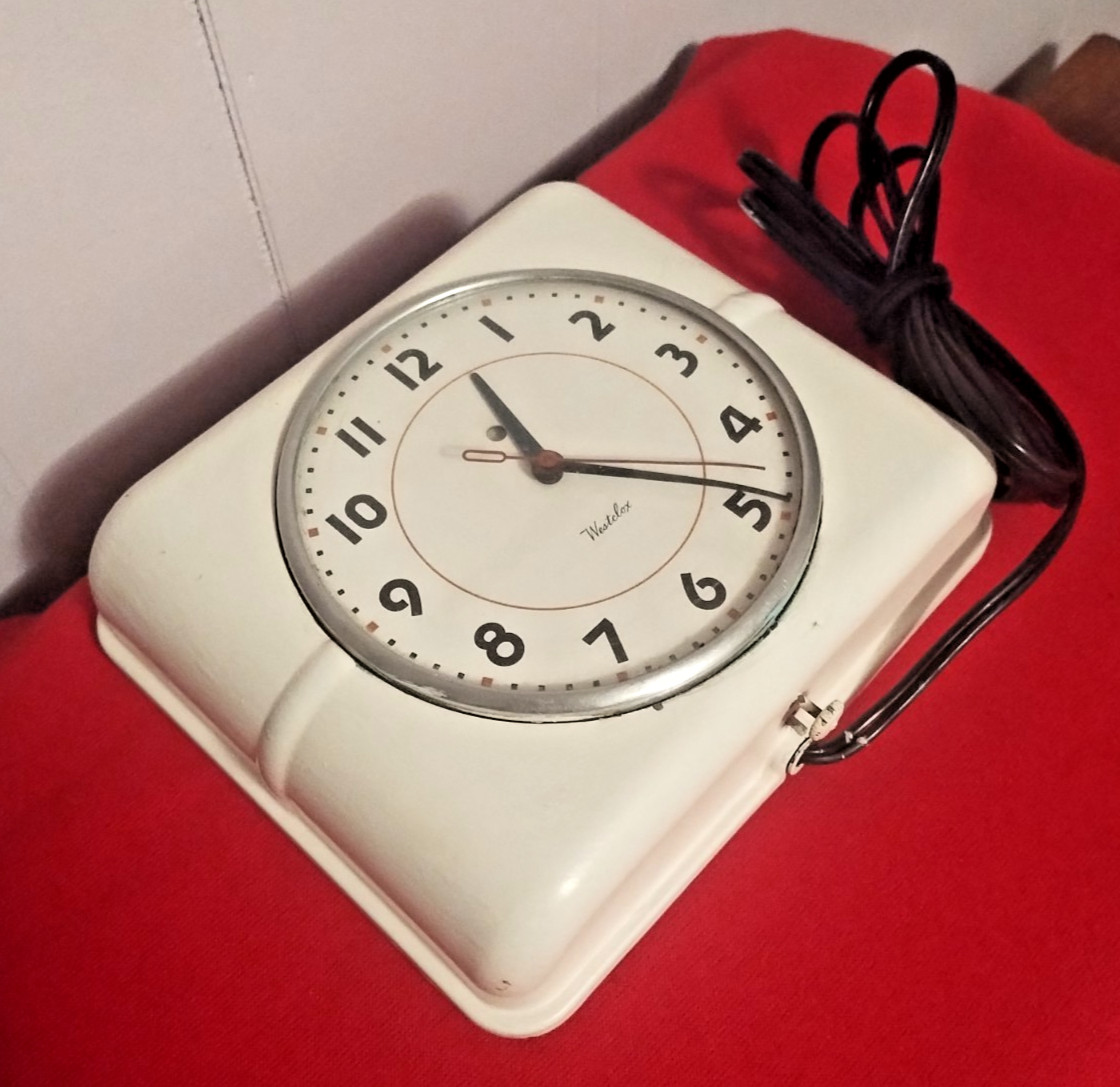 Vintage Westclox Wall Clock