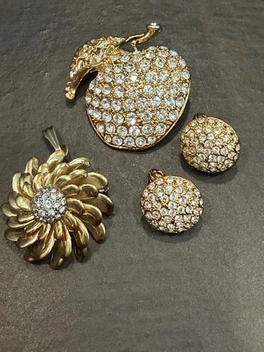 Lot of Vintage Gold Tone & Crystal Costume Jewelry