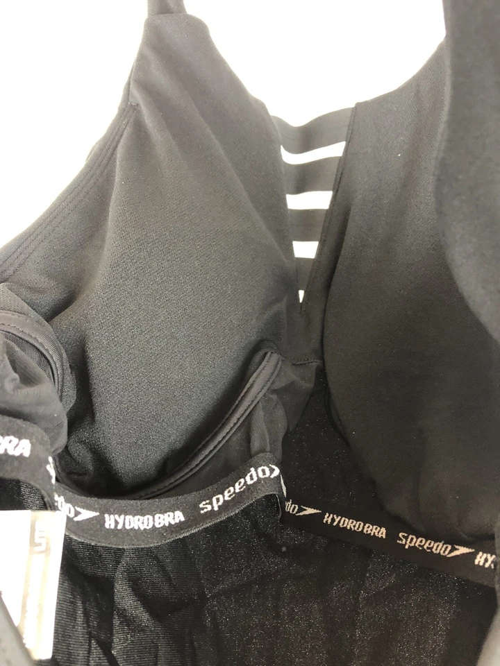 Regata Speedo feminina preta gola alta, tamanho 12 - Imagem 4 de 4