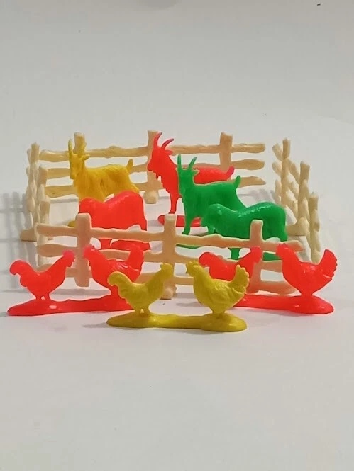 Lote de colección de mini animales de granja de plástico colorido Foto 3 de 4