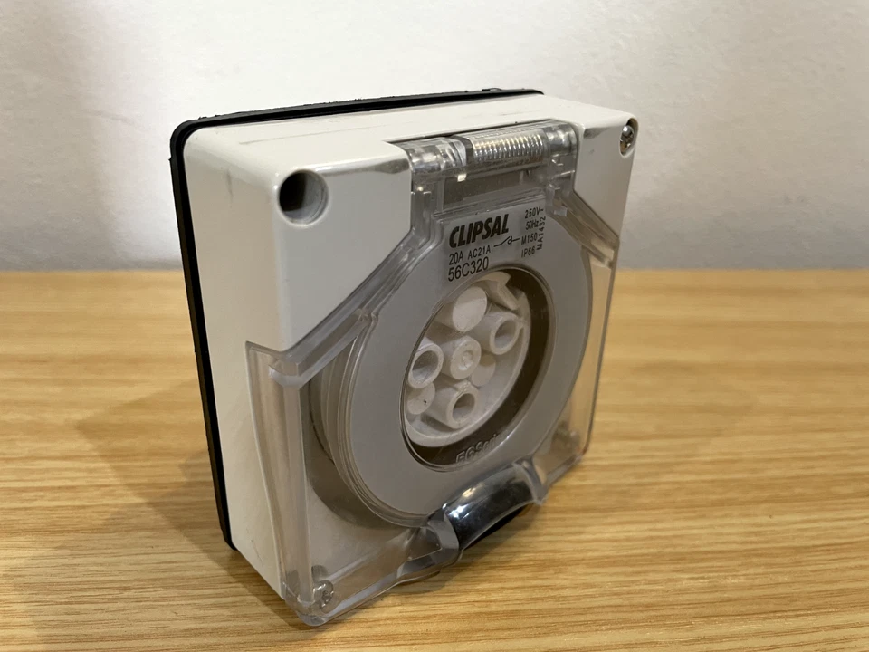 Clipsal Socket outlet 20A 56 Series 1 Pole Round 3 Pin Grey 56C320 - Image 2 of 4