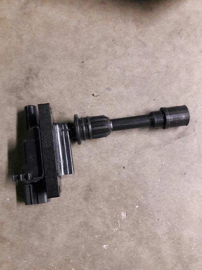 Ignition Coil Standard UF407T fit 01-03 Mazda Protege 2.0L-L4 - Image 2 of 4