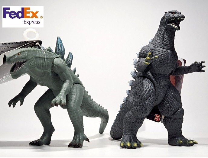 ゴジラ 2004 2体セット S.H.MonsterArts ゴジラ (2004) | 魂ウェブ