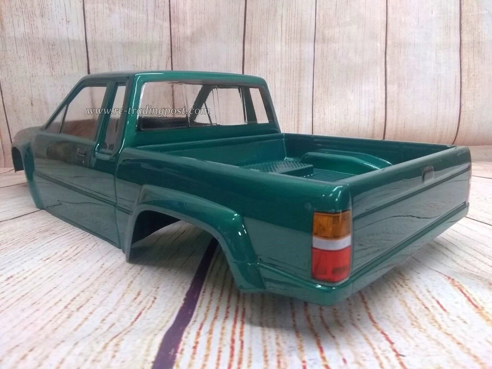 1985 Toyota HiLux SR5 Custom Painted RC Crawler Body (WB 12.3") TRX-4/SCX10/ENDU - Image 4 of 4