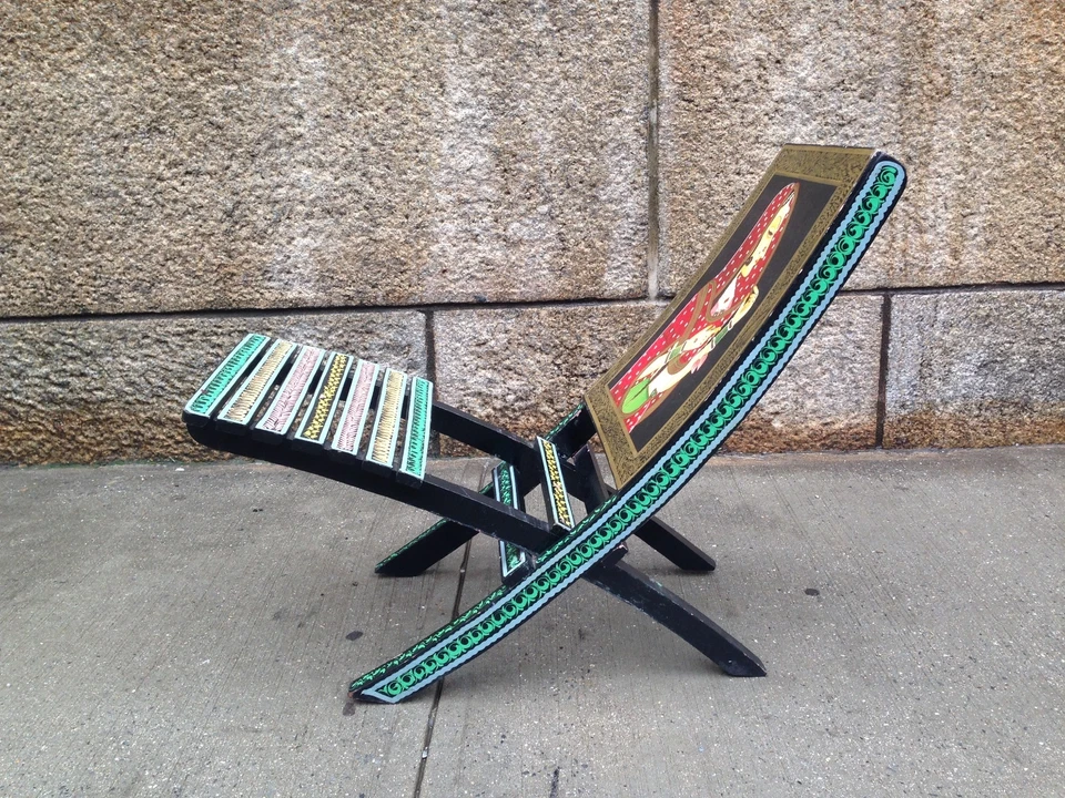 INDIA Artesanal/Pintada Decorativa Precioso Arte Madera Silla Plegable/Chaise Foto 3 de 4