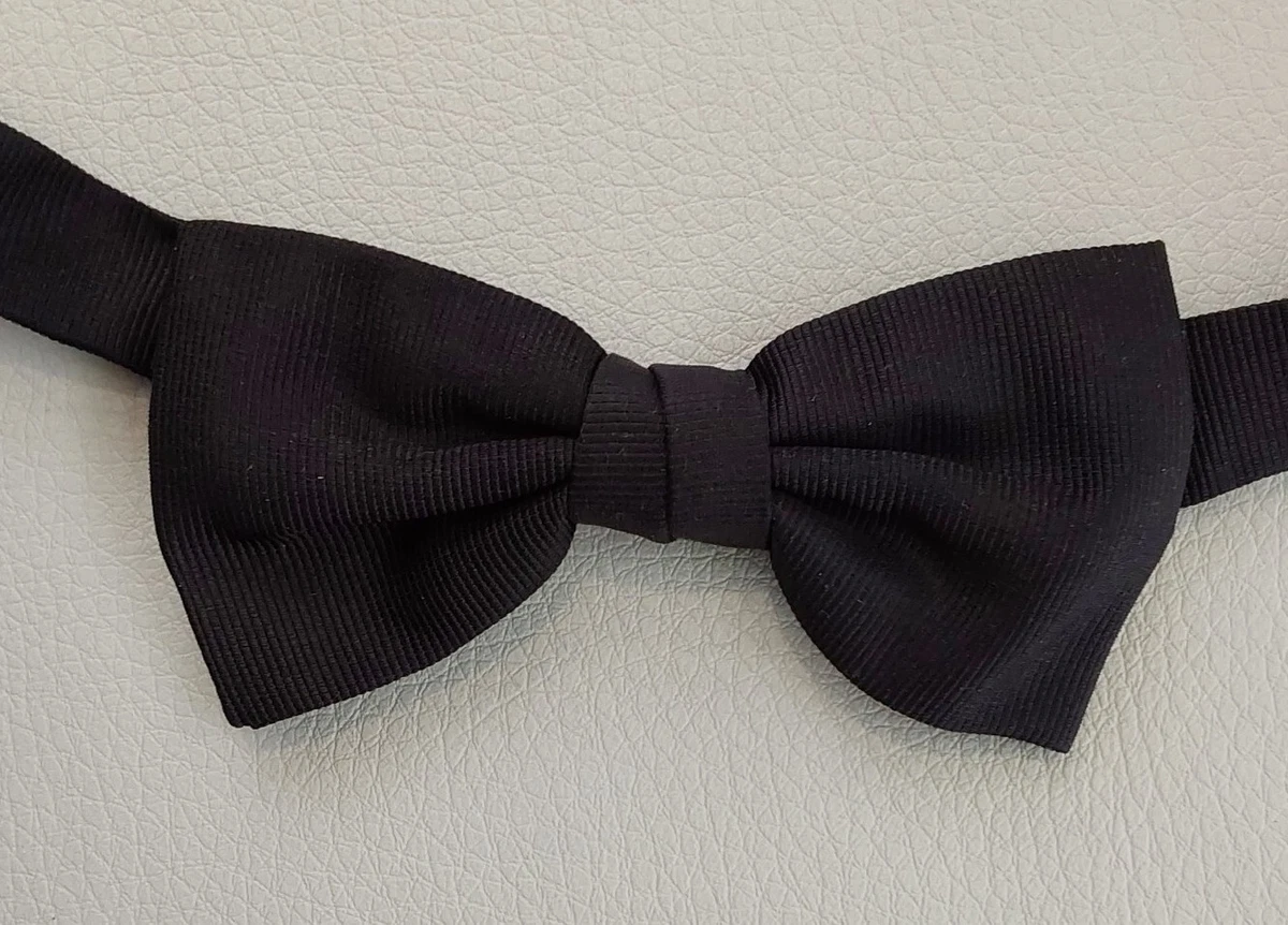 Gucci bow sale tie