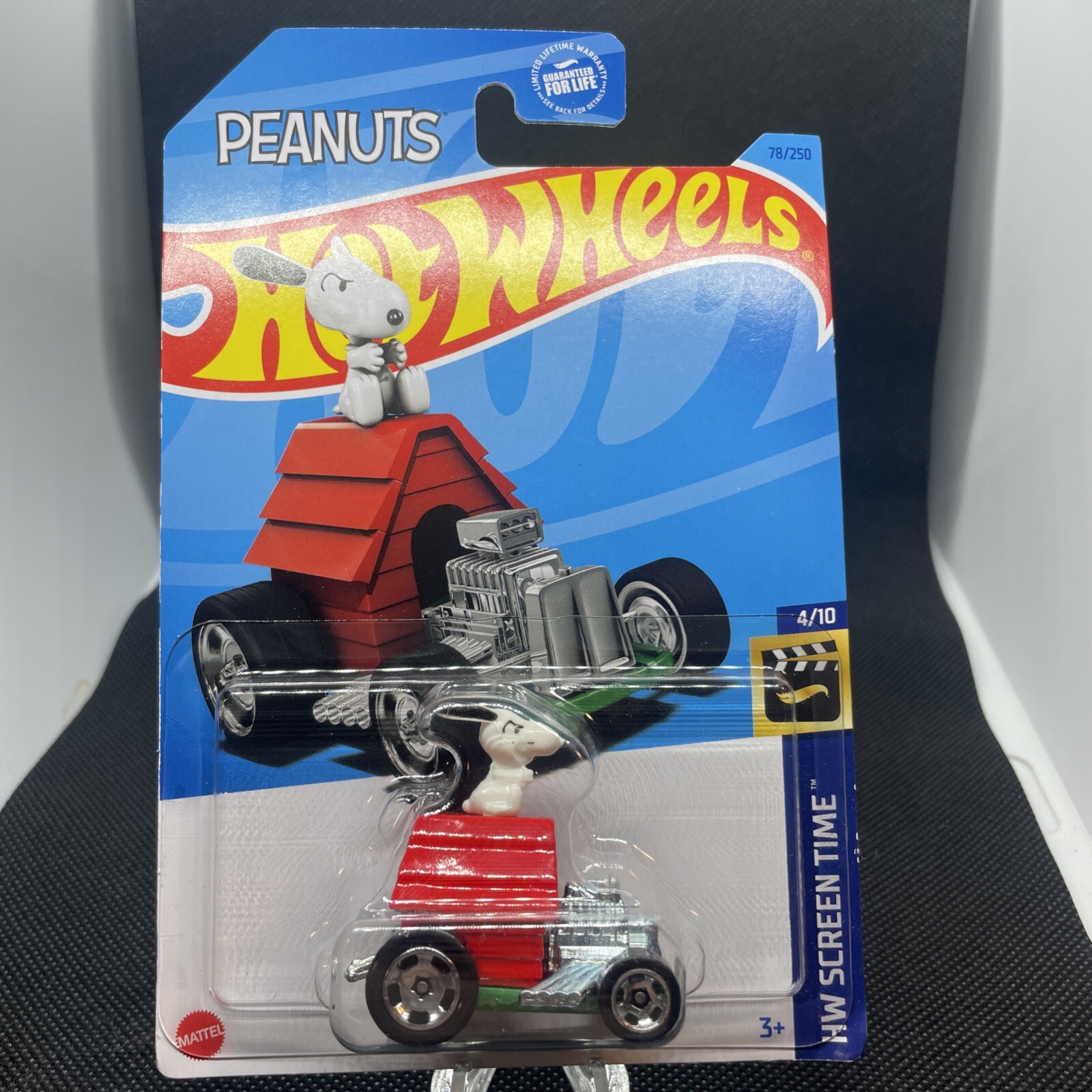 2022 Hot Wheels Peanuts 78/250 HW Screen Time 4/10 Snoopy Red And Green