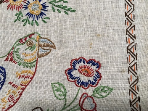 Vintage Embroidered Parrots Floral Doily Wall Art Hanging Multicolor Home Decor - Picture 4 of 12