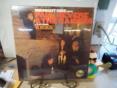 Paul Revere & The Raiders Midnight Ride Featuring Kicks MONO LP