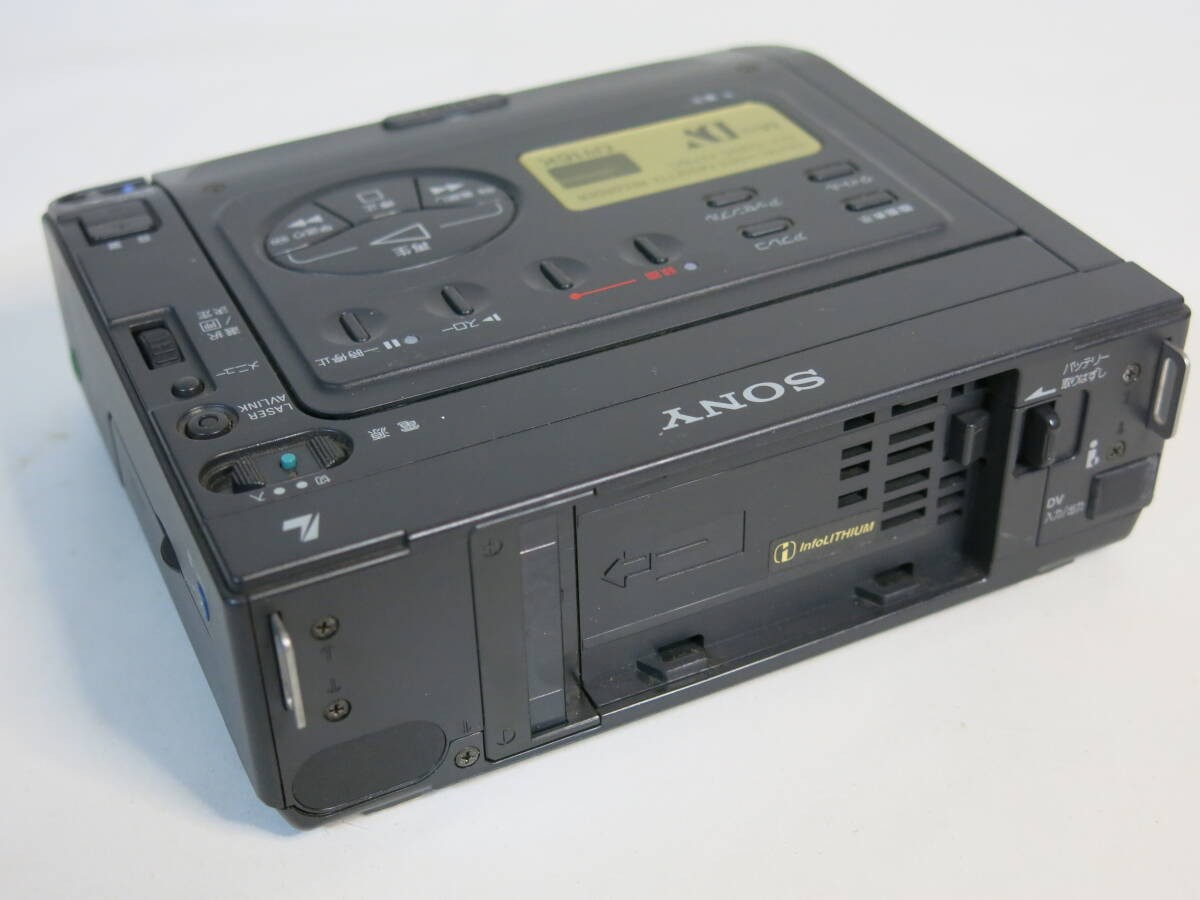 ジャンク品 SONY デジタルポータブルビデオレコーダー GV-D300 ジャンク品 SONY デジタルポータブルビデオレコーダー GV-D300