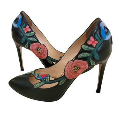 Gucci Floral Ophelia Black Leather High Heels Embroidered Pointed Toe 36.5 6.5