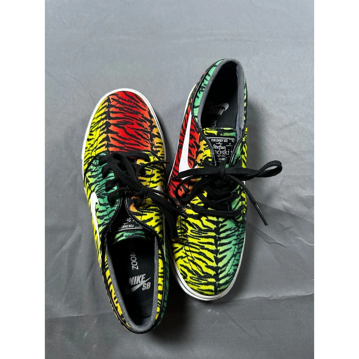 Nike SB Zoom Stefan Janoski Shoes Men 9.5 Tiger Print Rasta Dye Skate 615957-613 Custom Hand Painted Nike Zoom Stefan Janoski Sneakers  main image 4