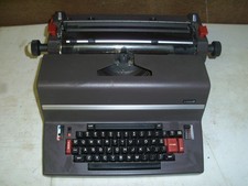 Vintage Facit Electric Typewriter, Model 1830,  Tested Power On thumbnail