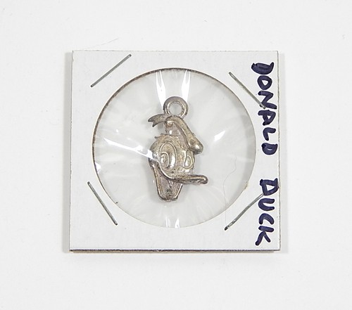 Donald Duck Disney Cracker Jack Vintage Gumball Charm