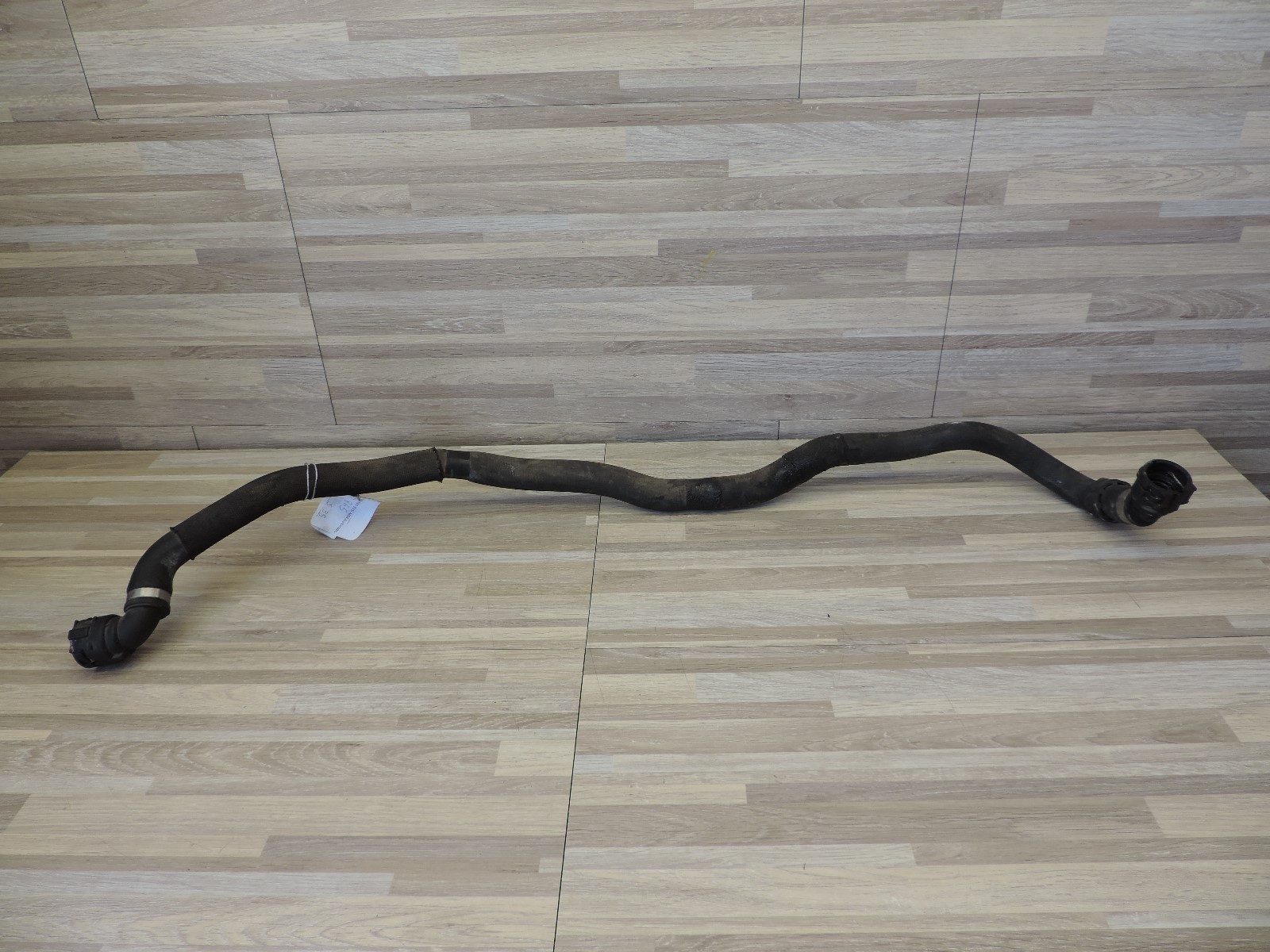 2006 BMW 325i Radiator Coolant Water Hose Tube Line OEM 1437865 