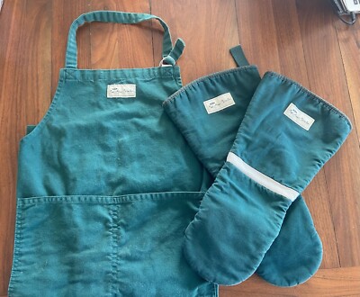 Apron & Oven Mitts AGA Cook shop Collection 