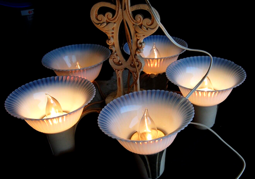 Art Deco Antique Opalescent-Iridescent Shades 5 Light Chandelier Gorgeous Wired - Picture 12 of 12