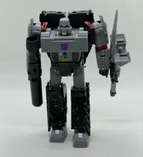 Hasbro: WFC-E38 Megatron Transformers Generations War For Cybertron Loose E8204