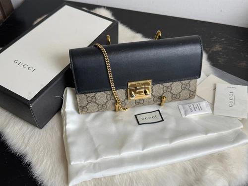 Portefeuille cadenas GUCCI Supreme sur chaîne noir