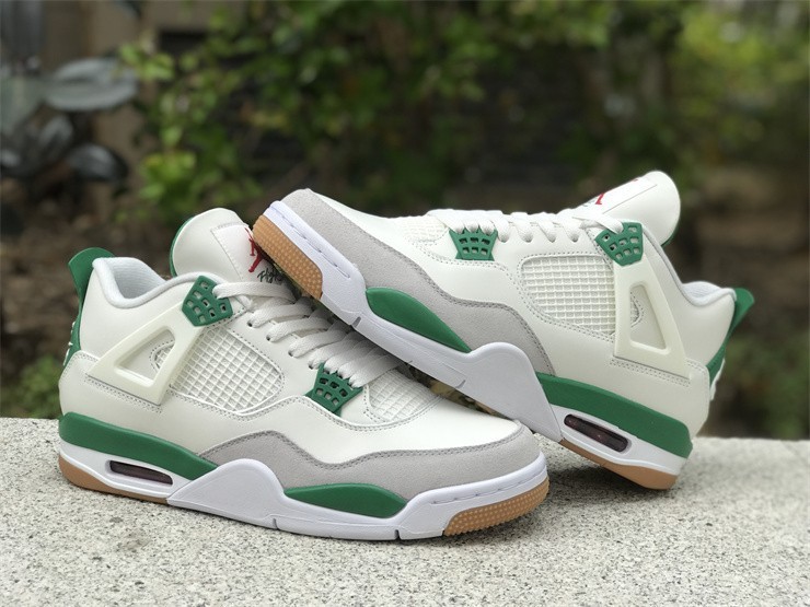 Size 6.5 - Jordan 4 Retro SP x Nike SB Mid Pine Green for sale