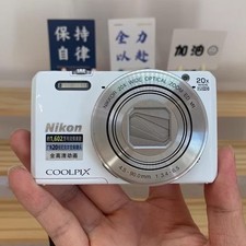 Nikon COOLPIX S7000 Digital Camera 16 MP 20x Optical Zoom English White