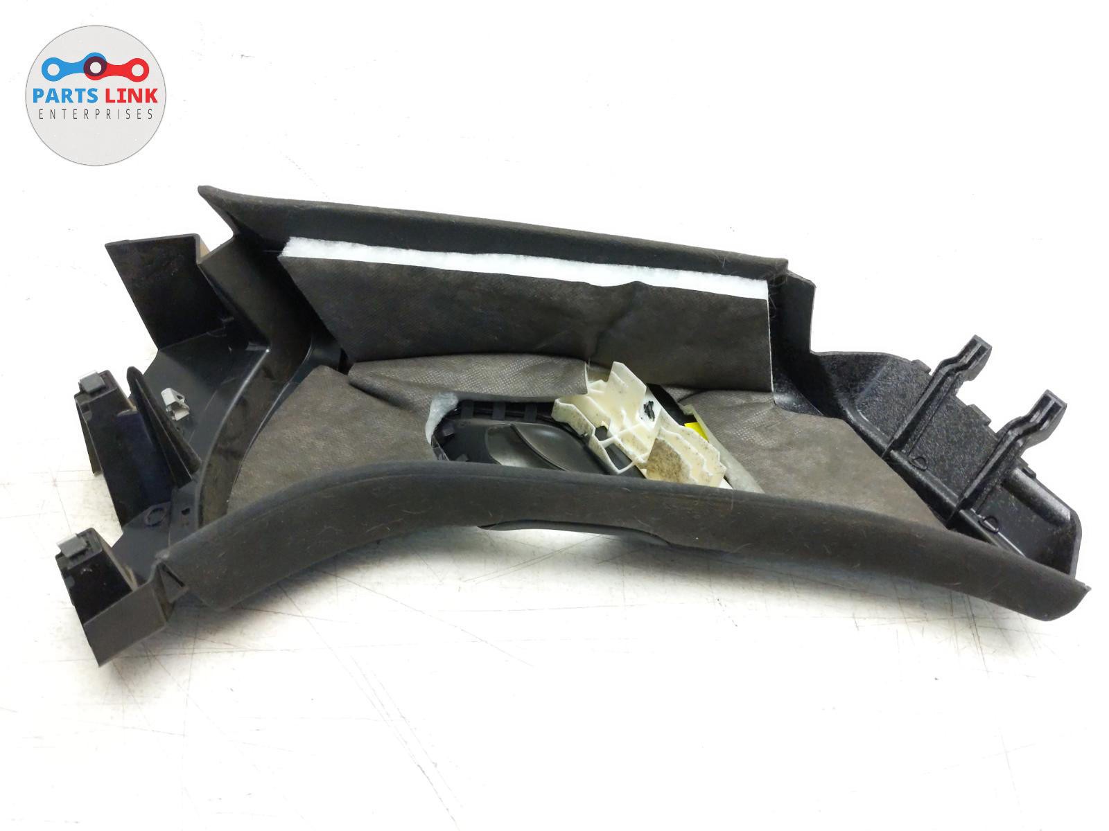 Bentley Bentayga 2016-2020 Rear Right Pillar cover molding