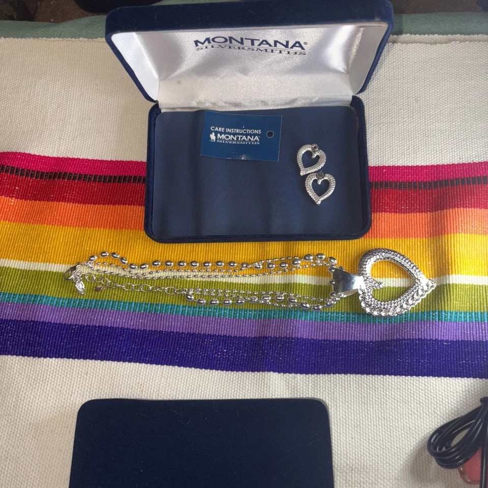 Montana Silversmith Women's Ensemble “ Silver Ropes And Balls CZ Pre-Loved - Image 4 of 4