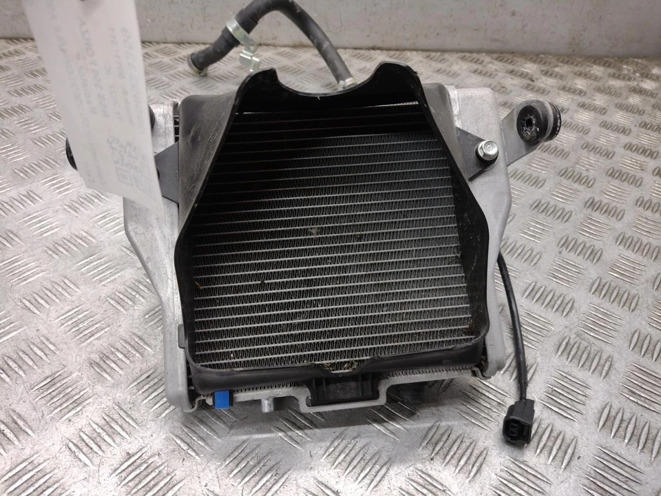 2022 HONDA NSS 350 FORZA RADIATOR — 第 2/4 张图片