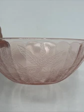 Vtg Jeannette Pink Glass Depression Era Poinsettia Floral Patterned 7.5"