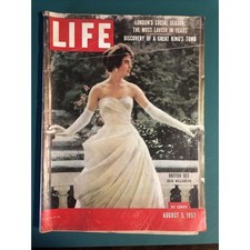 Life Magazine 5 August 1957 Jimmy Hoffa Discovery of King's Tomb Colorful Ads