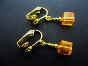 Authentic A PAIR OF DANGLY GOLD PLATED CUBE BEAD CLIP ON EARRINGS. CHOICE OF COLOURS.