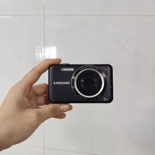 Used Samsung ES73 Digital Camera 12MP 5x Optical Zoom Cold White Photos with Bat