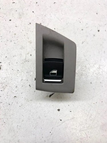 BMW 5 F10 Schalter für Fensterheber hinten rechts 916352701 2.00 33816966