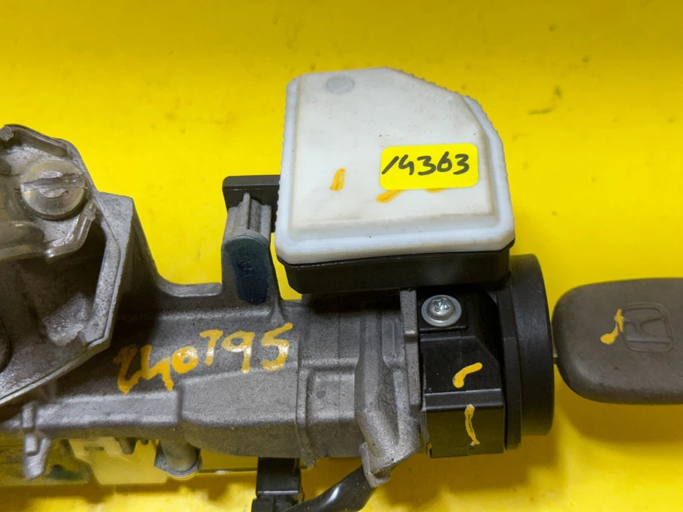 2008-2012 HONDA ACCORD IGNITION SWITCH LOCK W/KEY OEM - Image 2 of 4