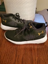 Under Armour Shoes Boys Sz 6 Lockdown Black w Gold Running