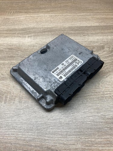 24417169 0281010268 Motorsteuergerät / Modul Steuergerät Opel Zafira A