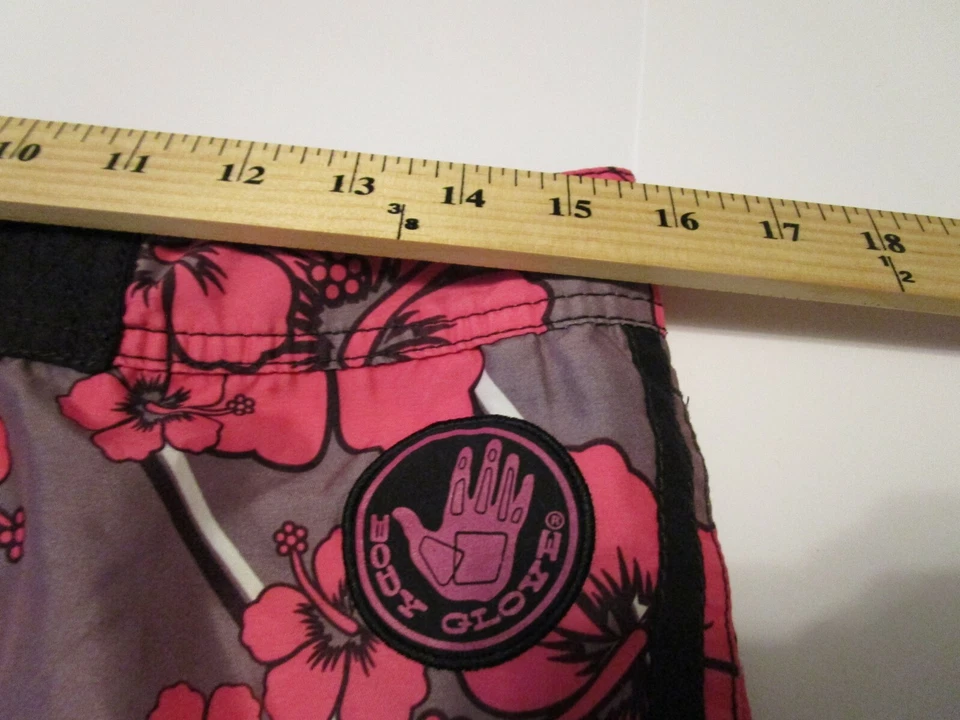 复古身体手套游泳短裤粉色花卉印花涤纶女式 5 码二手状况完好 — 第 3/4 张图片