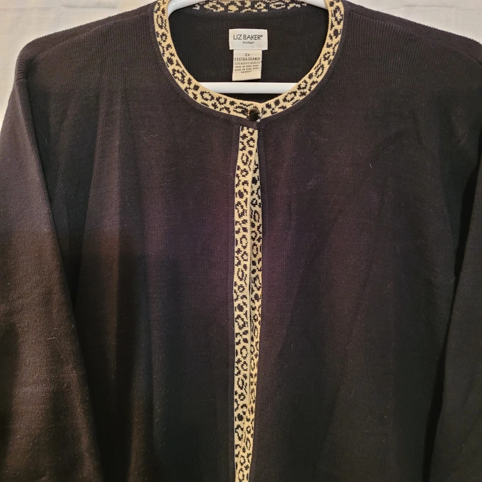 Cárdigan suéter Liz Baker Plus 3X negro con ribete de leopardo tostado para mujer Foto 2 de 4